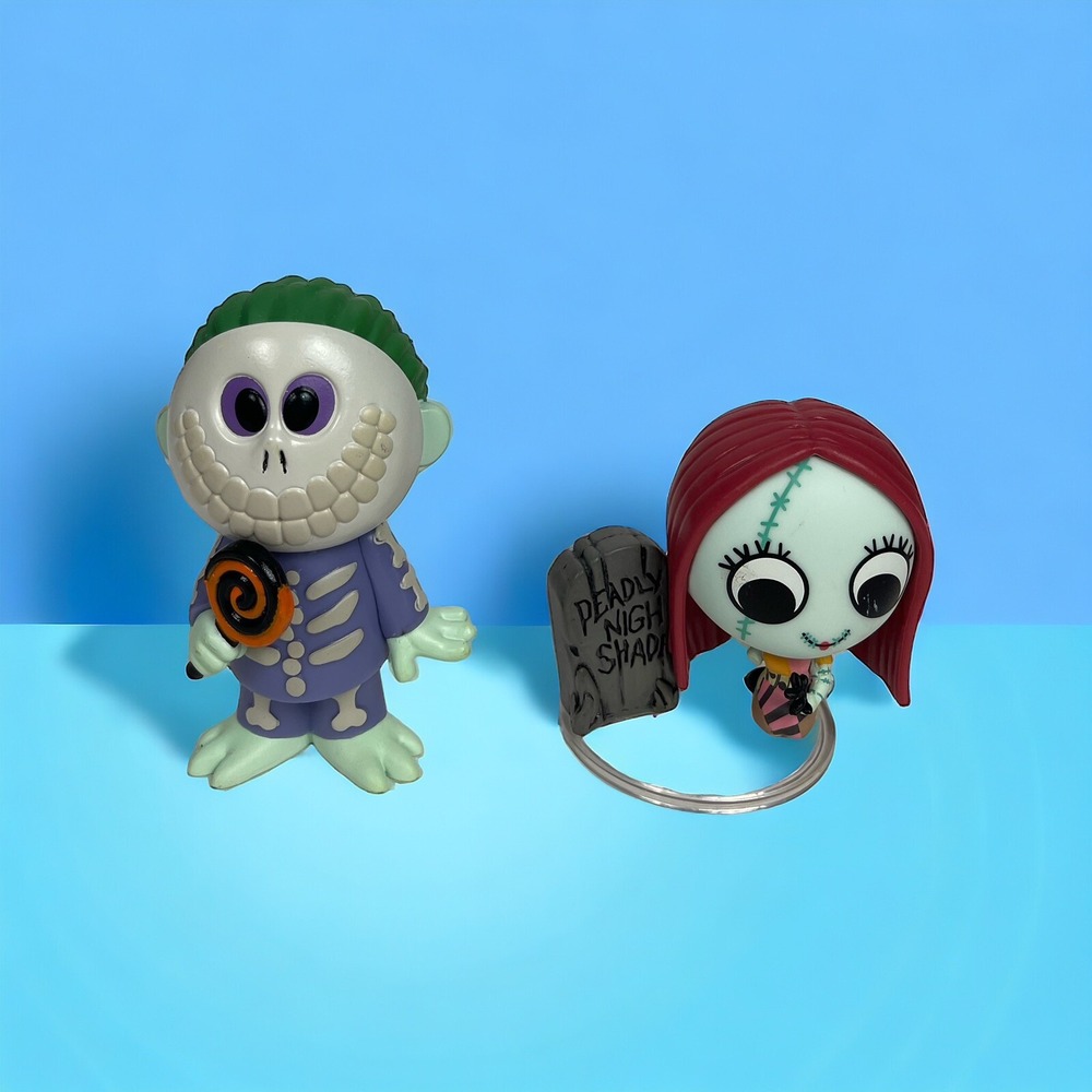 Disney Nightmare Before Christmas Funko Soda Barrel Chase/Funko Mystery Sally